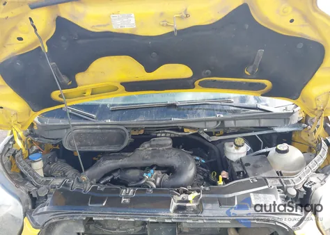 2015 Ford Transit-250 z USA, uszkodzony, nr VIN 1FTCR3XMXFKA30102